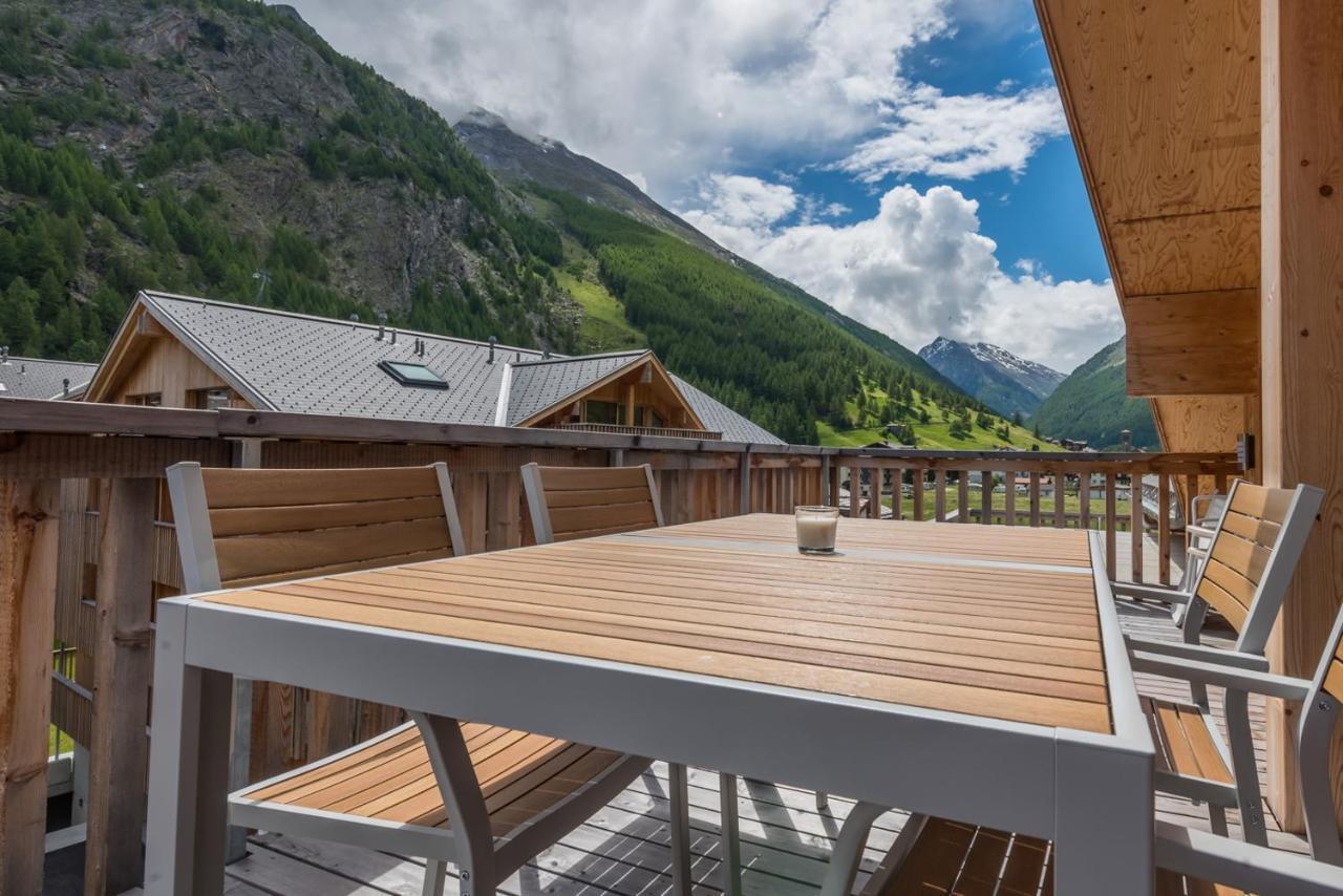 Montela Hotel & Resort - Suiten Saas-Grund Exterior photo